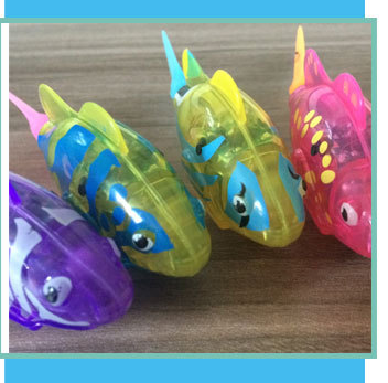Electric Flash Swimming Fish